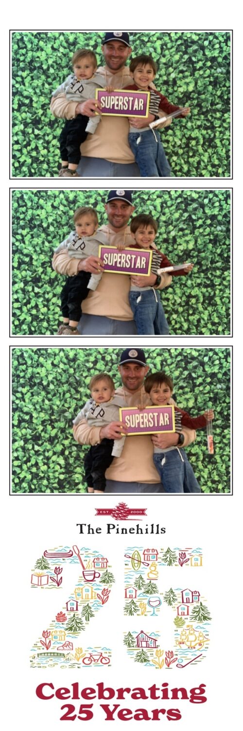 Dad and kids photo booth 25th