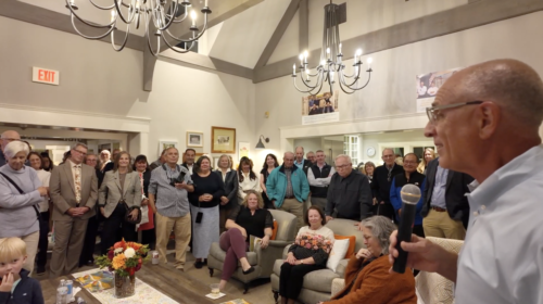 Tony Storytelling Large