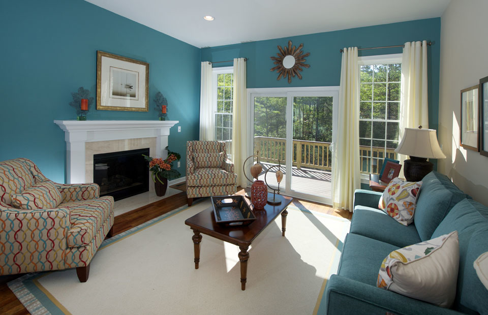 Pulte Chablis Livingroom with Fireplace