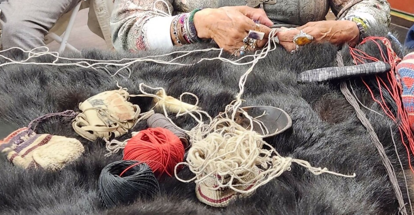 Indigenous museum educator artisan craft 23e63b83ae2a0db51e1d48d7479d6d7a